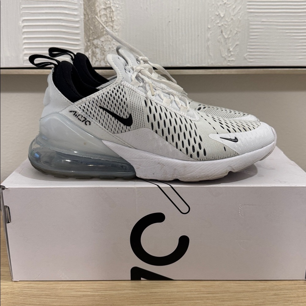Nike Air Max White and Black Running Shoes